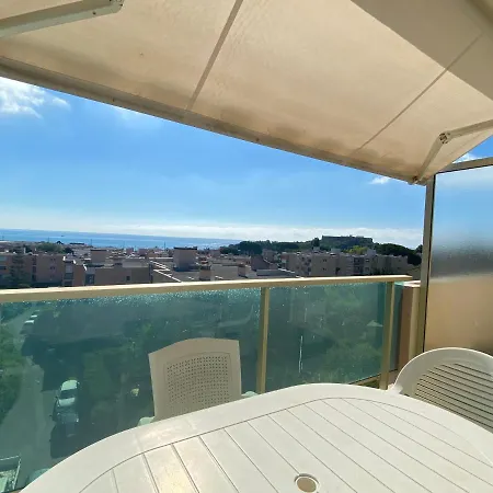Lumineux T2 Blue Beach Avec Piscine *